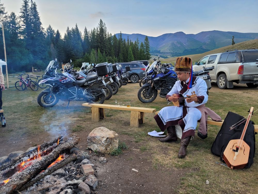 Altai Motorcycle Tour Rusmototravel BMW R1250GS