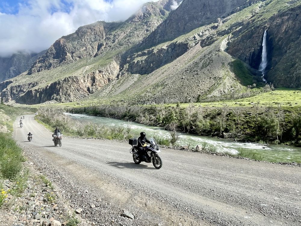 Altai Motorcycle Tour Rusmototravel BMW R1250GS