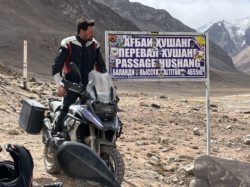 25 days Pamir motorcycle tour